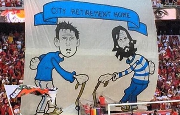 Fan doi thu che gieu Pirlo, Lampard hinh anh