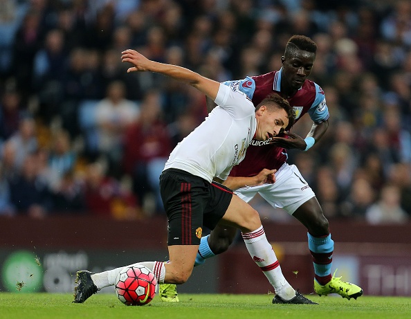 Van Gaal doi hoi Januzaj phan dau hon nua hinh anh