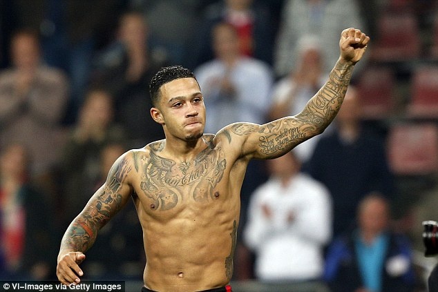 Memphis Depay: ‘Toi tap gym de giu dang’ hinh anh