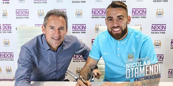 Qua mat M.U, Man City chieu mo thanh cong Otamendi hinh anh