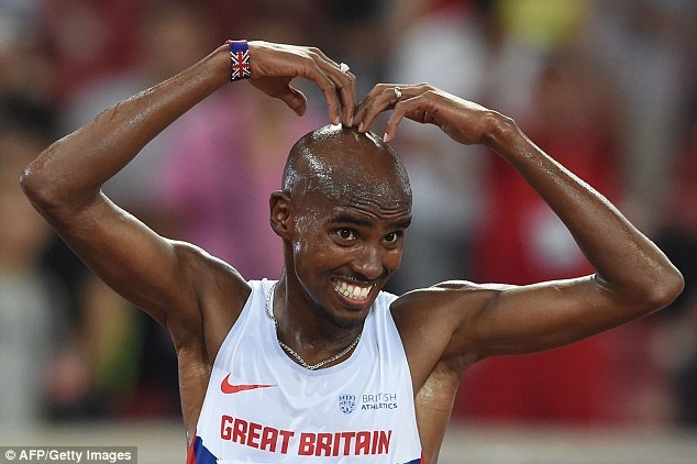 Mo Farah lan thu 3 vo dich the gioi duong chay 10.000 m hinh anh