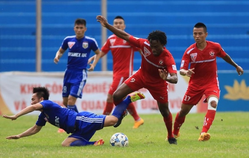 Hoa Hai Phong 0-0, Binh Duong vo dich som 2 vong dau hinh anh