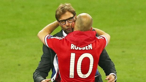 ‘Klopp nen tu choi Liverpool de cho Bayern’ hinh anh