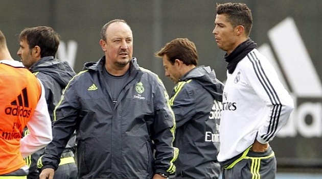 HLV Benitez dang co mau thuan voi Ronaldo hinh anh