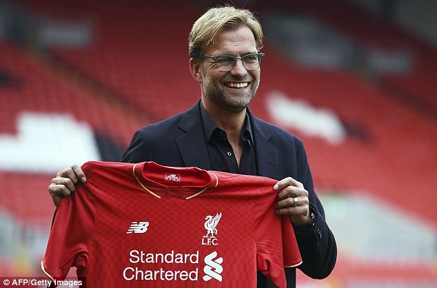 HLV Juergen Klopp lap ky luc du vua toi Liverpool hinh anh