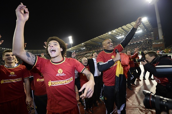 Hazard khai hoa, Bi danh bai Israel 3-1 hinh anh