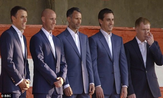 Cong viec cua The he vang 92 o Salford City hinh anh