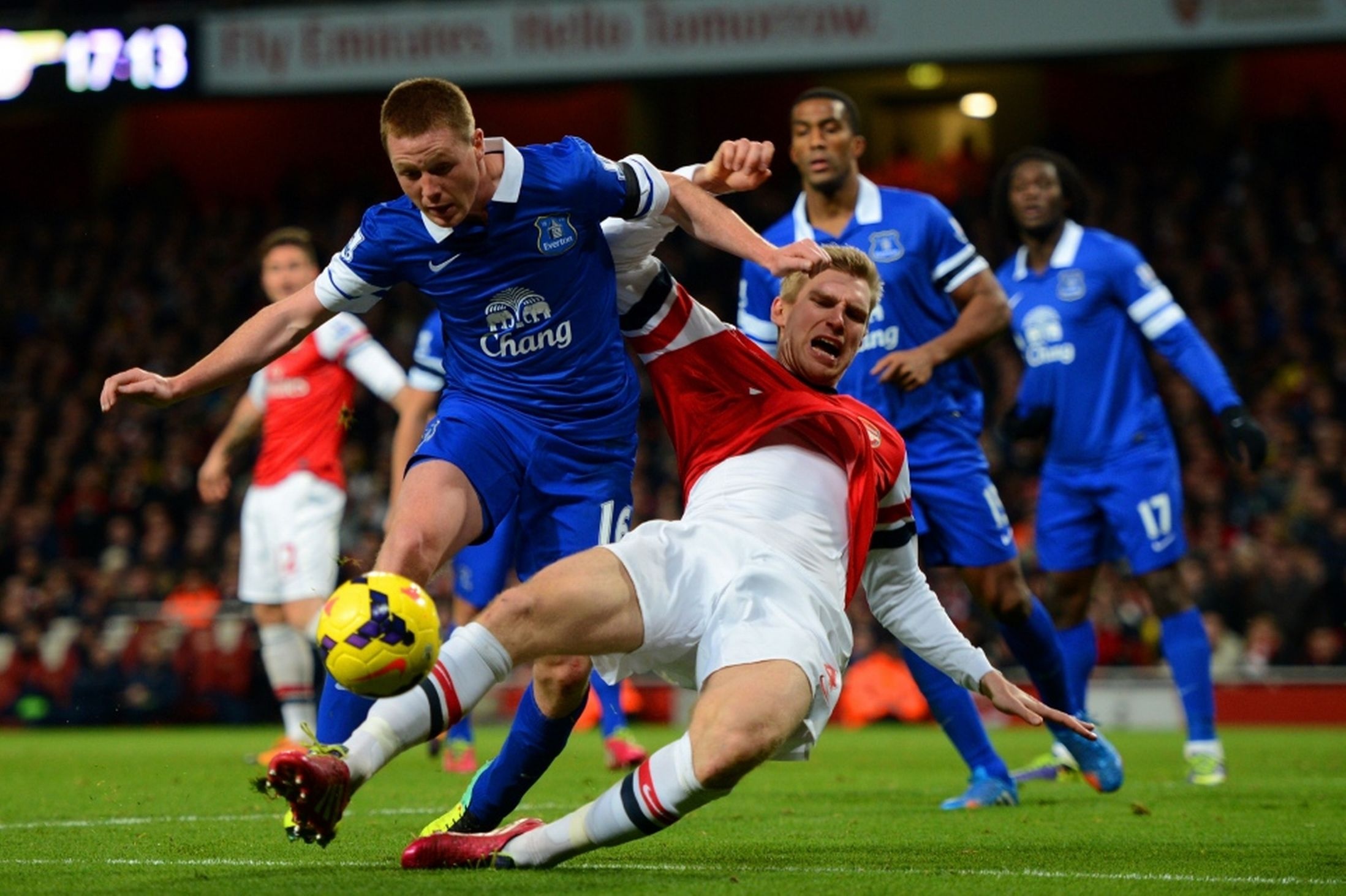 Lich thi dau ngay 24/10: Tam diem tran Arsenal vs Everton hinh anh