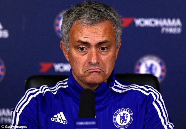 ‘Chelsea se mac sai lam nghiem trong neu sa thai Mourinho’ hinh anh