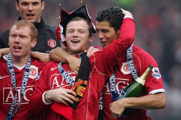 Ronaldo: ‘Toi buon vi MU choi khong dung dang cap’ hinh anh