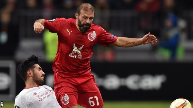 Cac doi bong Nga bi cam chieu mo cau thu Tho Nhi Ky hinh anh