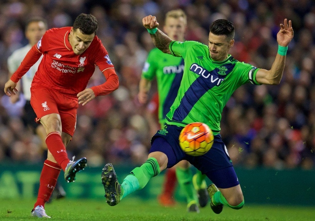 Lich thi dau 2/12: Tam diem tran Southampton vs Liverpool hinh anh
