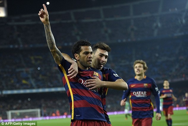 Barca thang 6-1 du vang bo ba Messi - Suarez - Neymar hinh anh