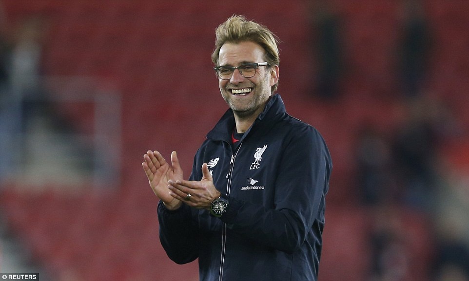 Ha Southampton 6-1, Liverpool gap Stoke o ban ket League Cup hinh anh