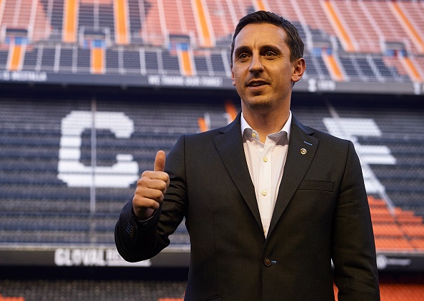 Nhung thach thuc Neville phai doi mat khi dan dat Valencia hinh anh