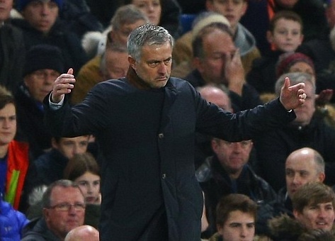 Mourinho bat luc nhin Chelsea thua tran thu 8 tu dau mua hinh anh