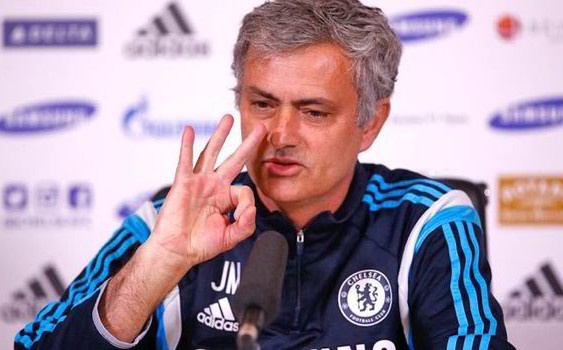 HLV Mourinho tron tranh trach nhiem trong suot mua giai hinh anh