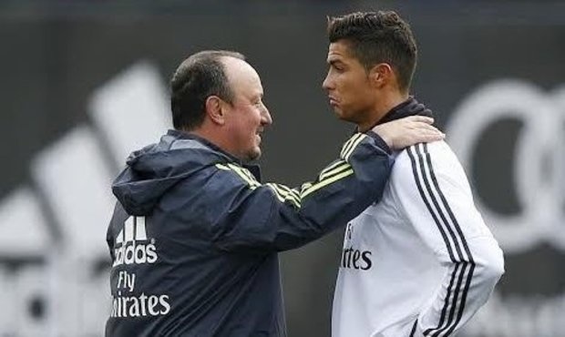 Benitez mat viec vi Ronaldo choi te o tran cau lon? hinh anh