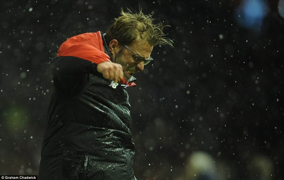 Liverpool 3-3 Arsenal: Klopp vo oa sau ban thang phut 90 hinh anh