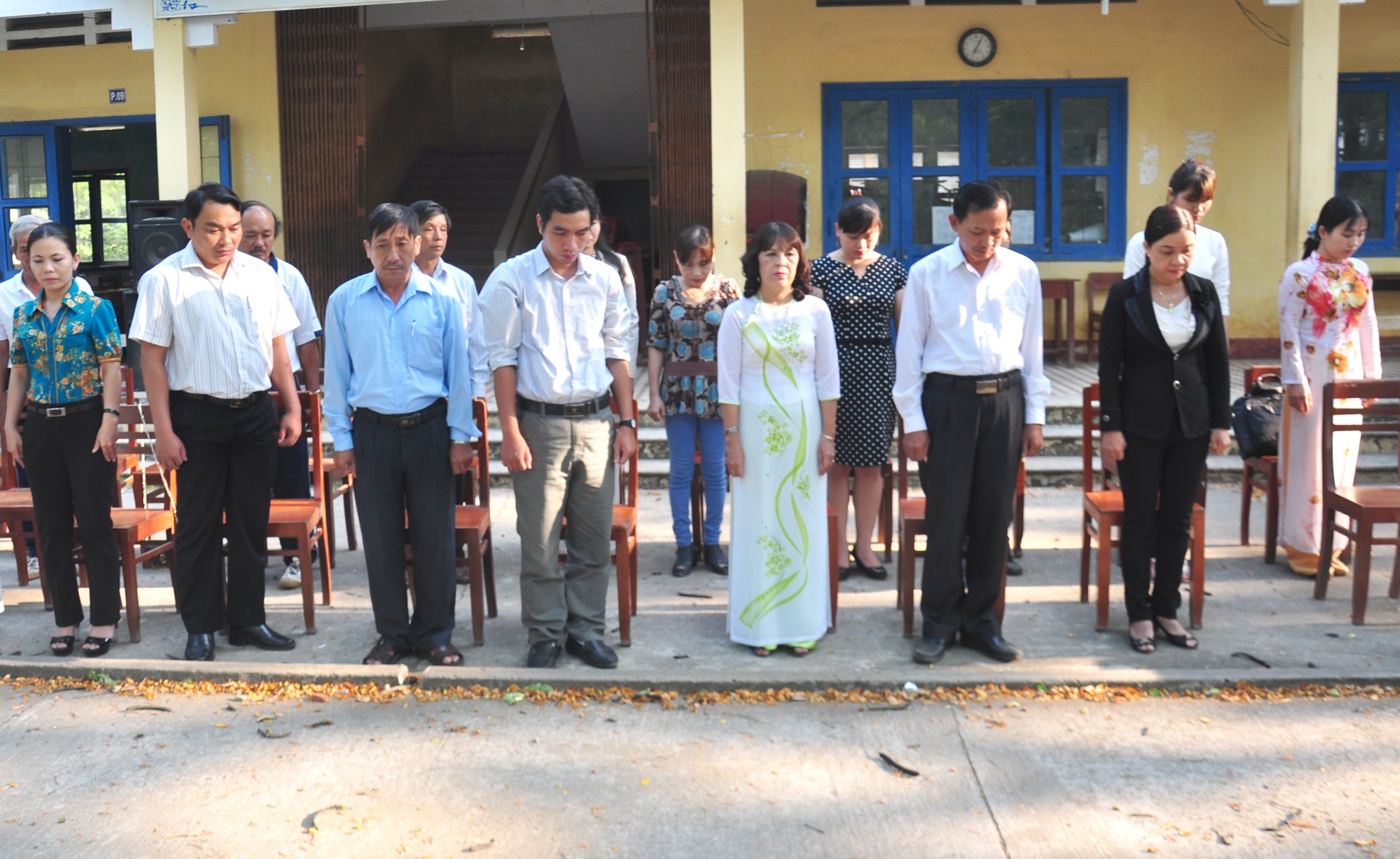 9 nam sinh chet duoi o quang ngai anh 2