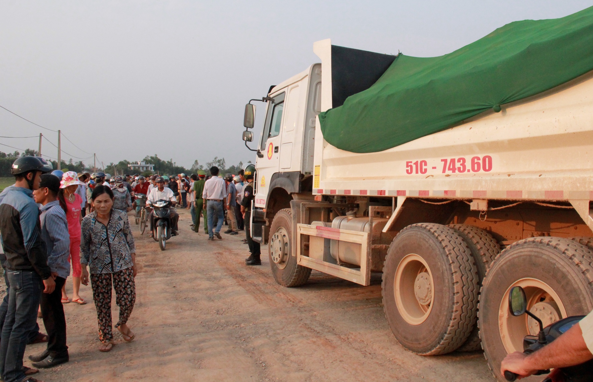 Xe tai tong chet nguoi anh 2