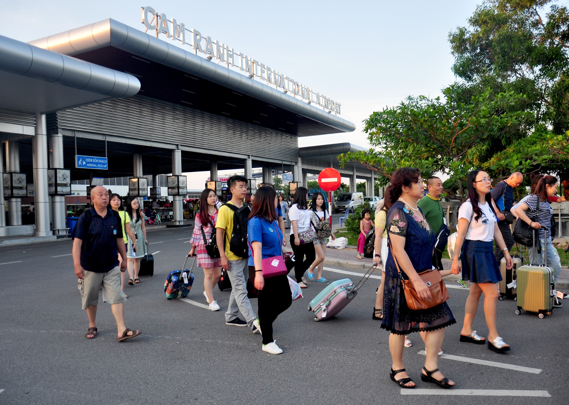 Chan chinh hoat dong don khach Trung Quoc o Khanh Hoa hinh anh