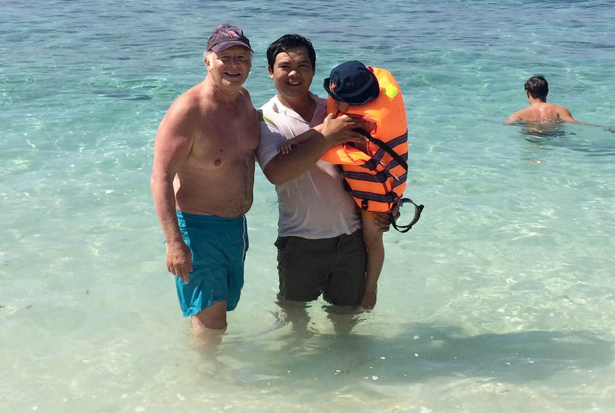 Cuu nha bao My dong hanh bao ve bien dao Viet Nam hinh anh