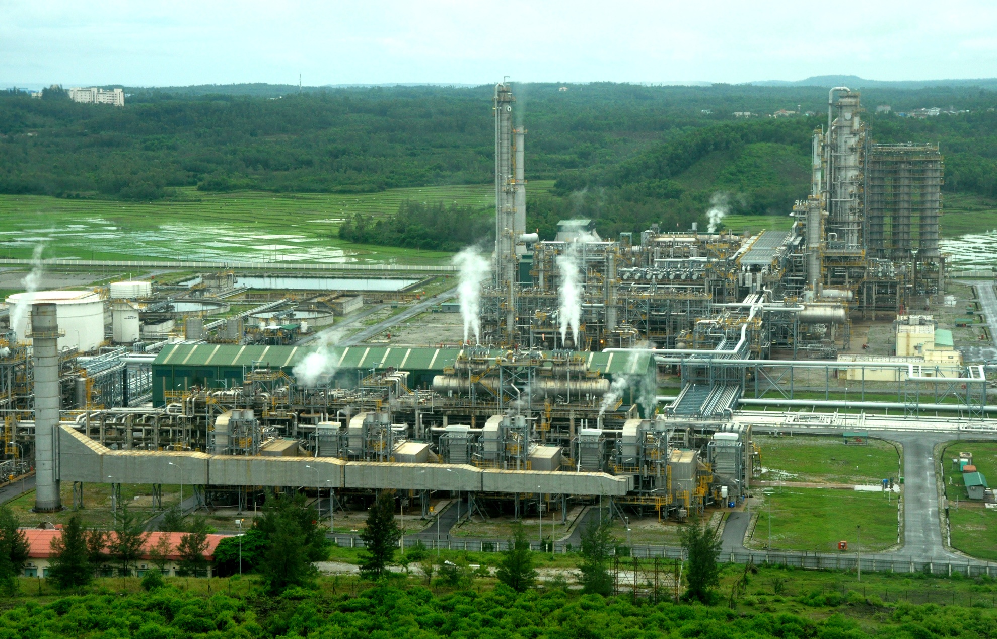 Loc dau Dung Quat tieu thu hon 3,2 trieu tan xang dau hinh anh