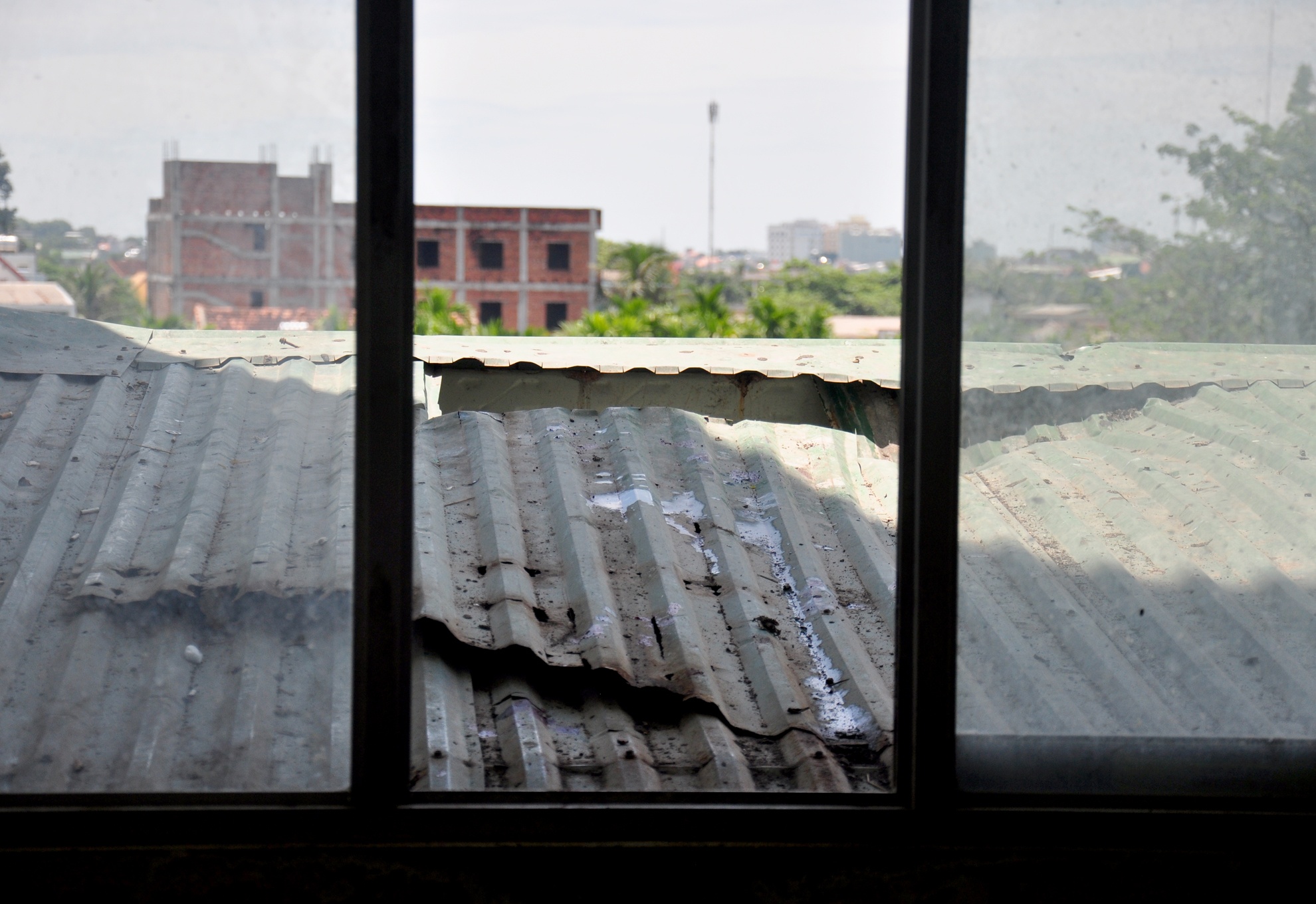 Cô gái nhảy lầu bệnh viện tự tử ảnh 1 Co gai nhay lau benh vien tu tu anh 1