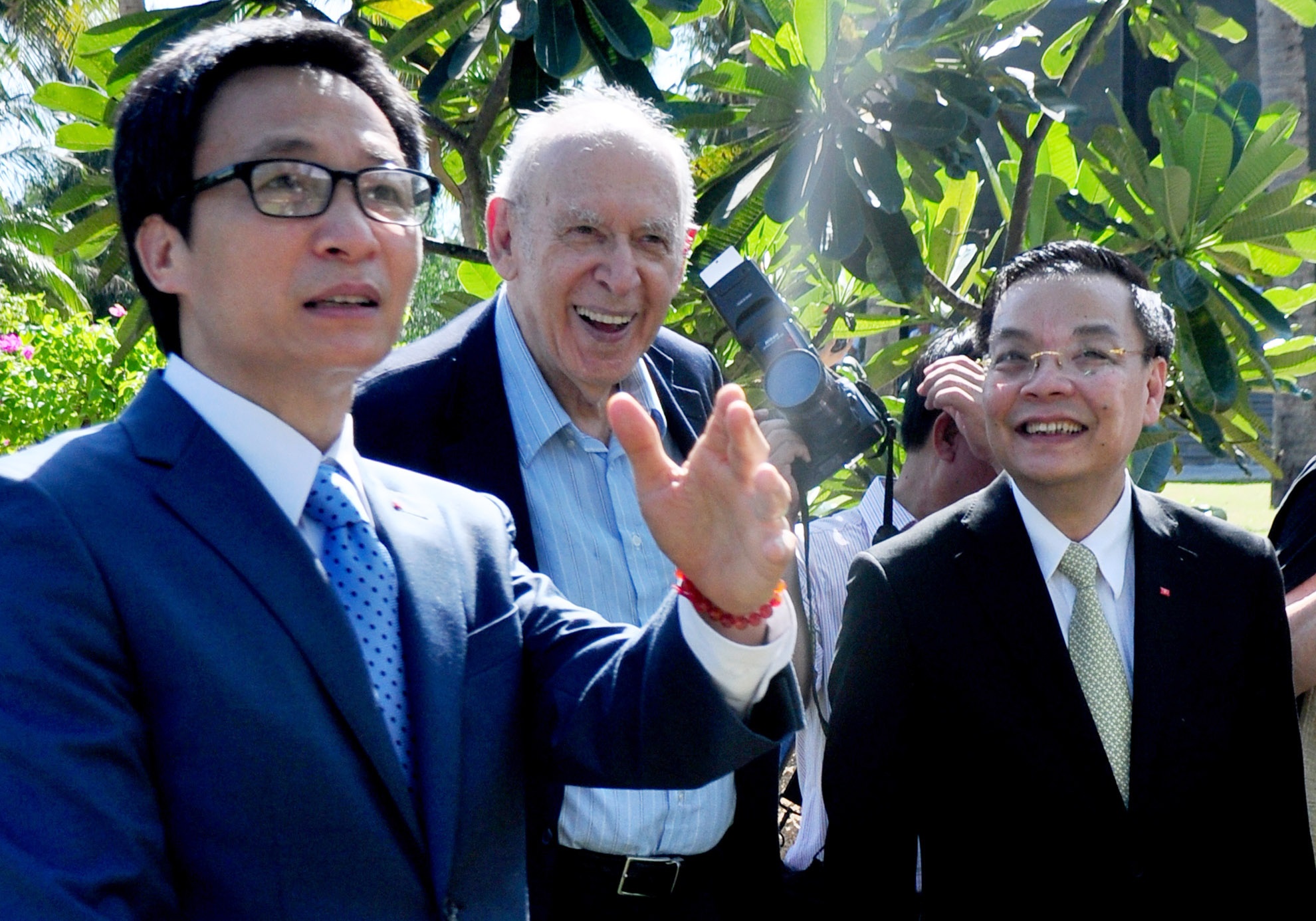 Pho thu tuong: Dau tu khoa hoc phat trien nang luc quoc gia hinh anh