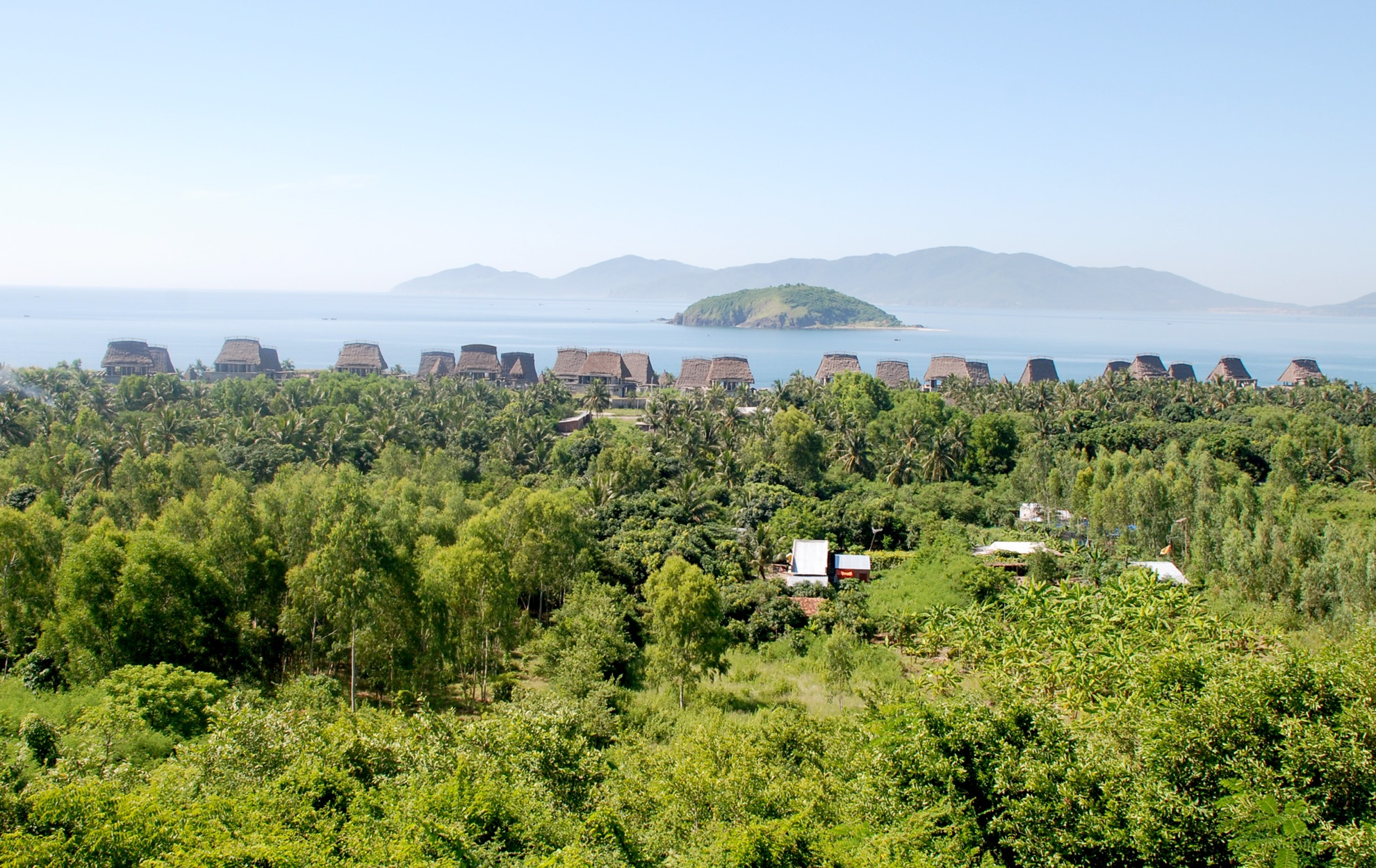 Eo bien quyen ru mien Trung anh 14