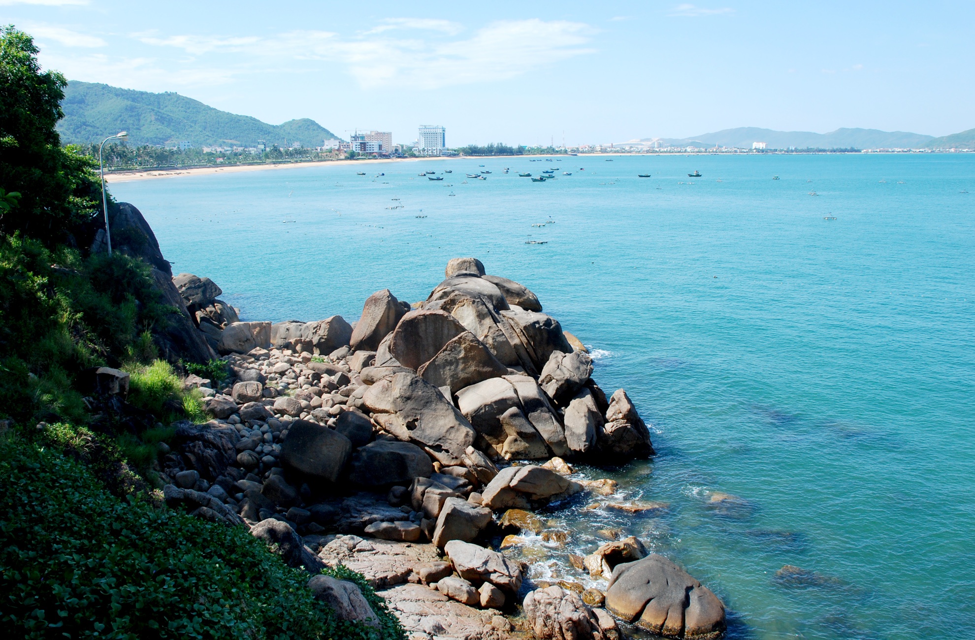 Eo bien quyen ru mien Trung anh 3