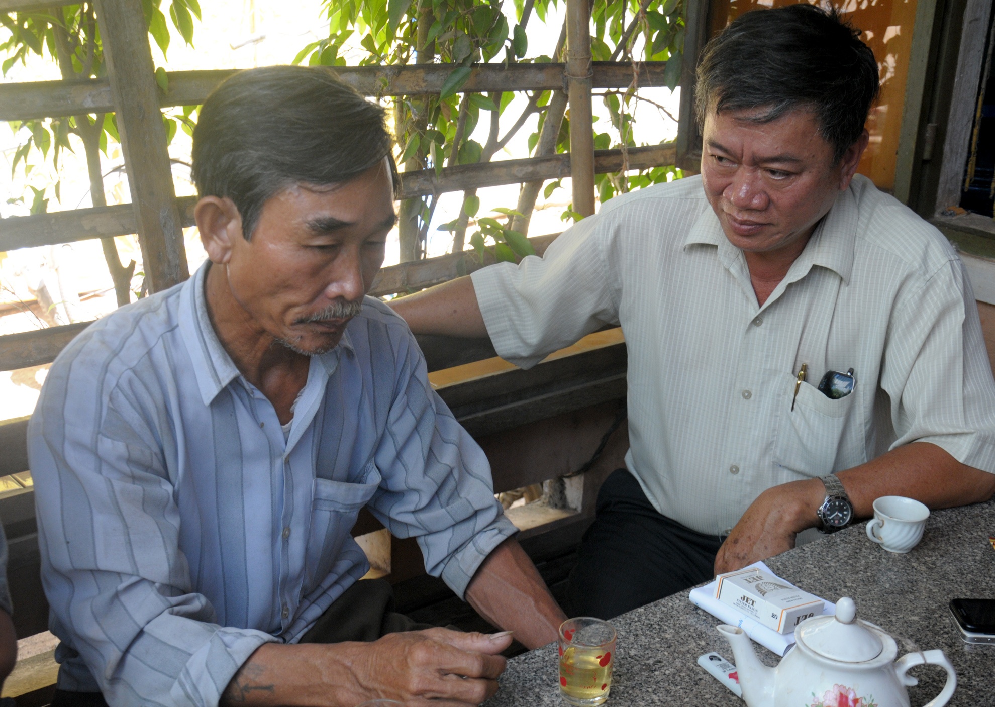 Kéo xác dưới gầm xe rồi bỏ trốn ảnh 1 Keo xac duoi gam xe roi bo tron anh 1