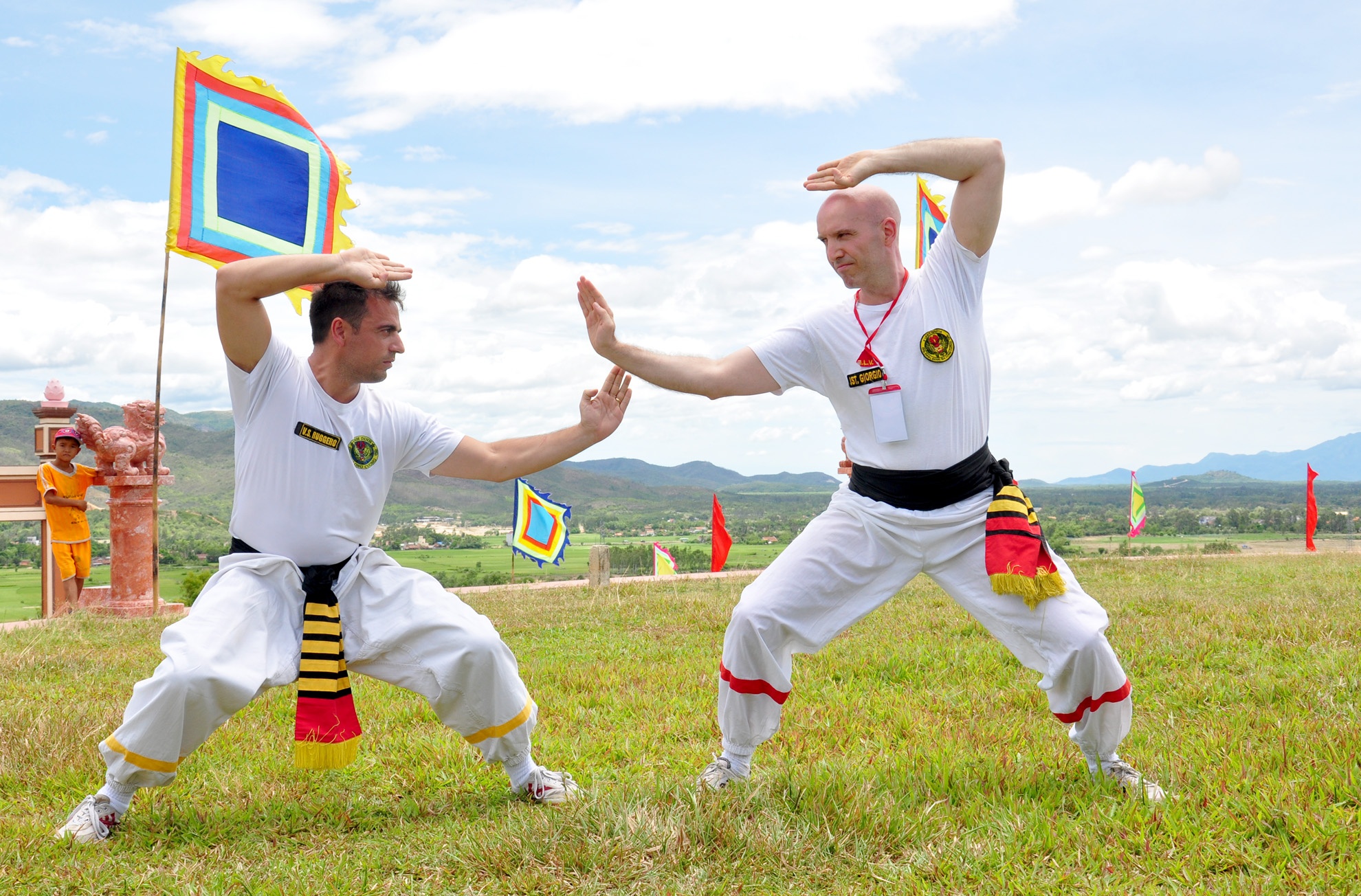 Vo sinh co truyen bai to Hoang de Quang Trung anh 3