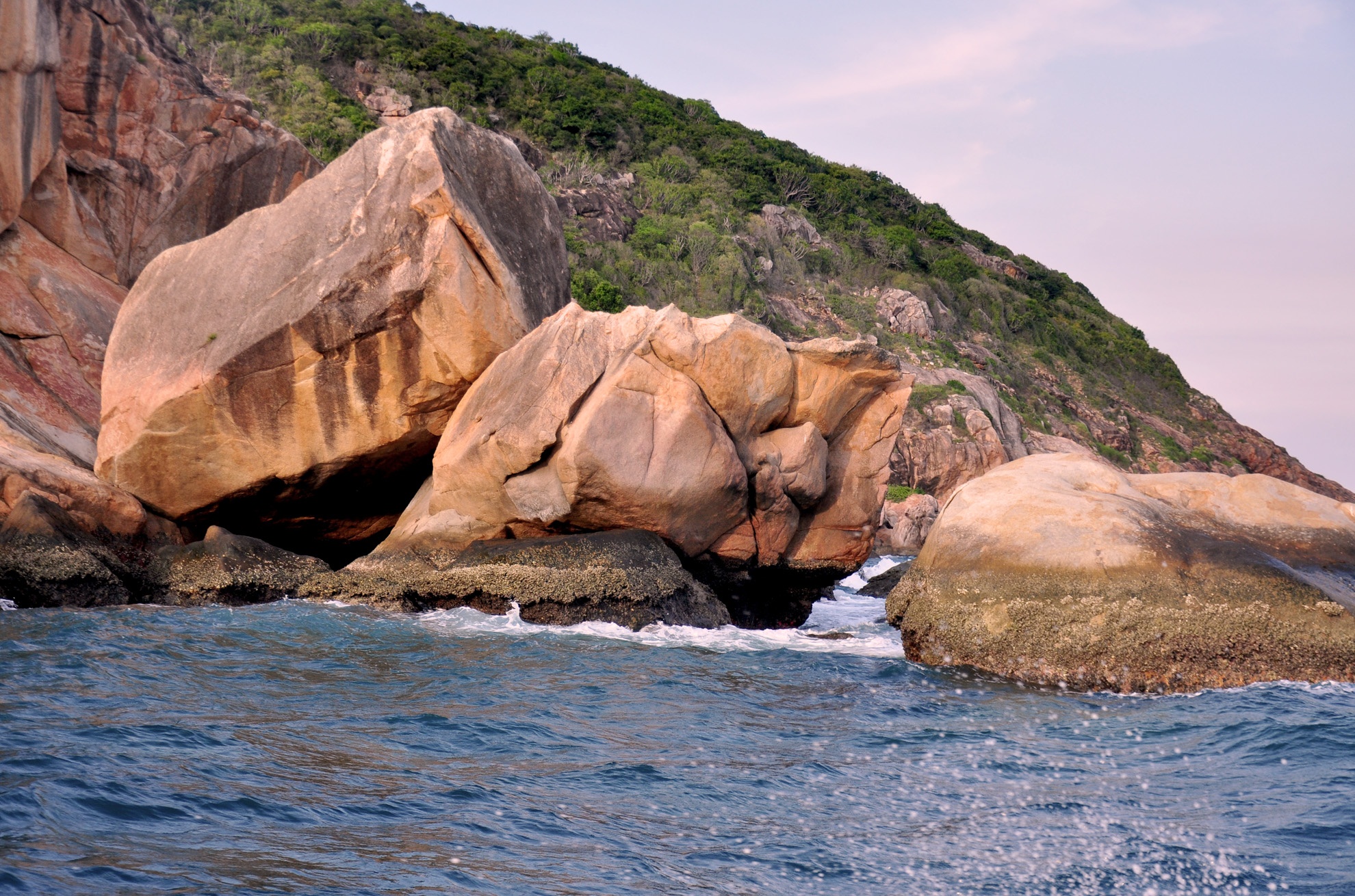 ganh da Quy Nhon anh 8