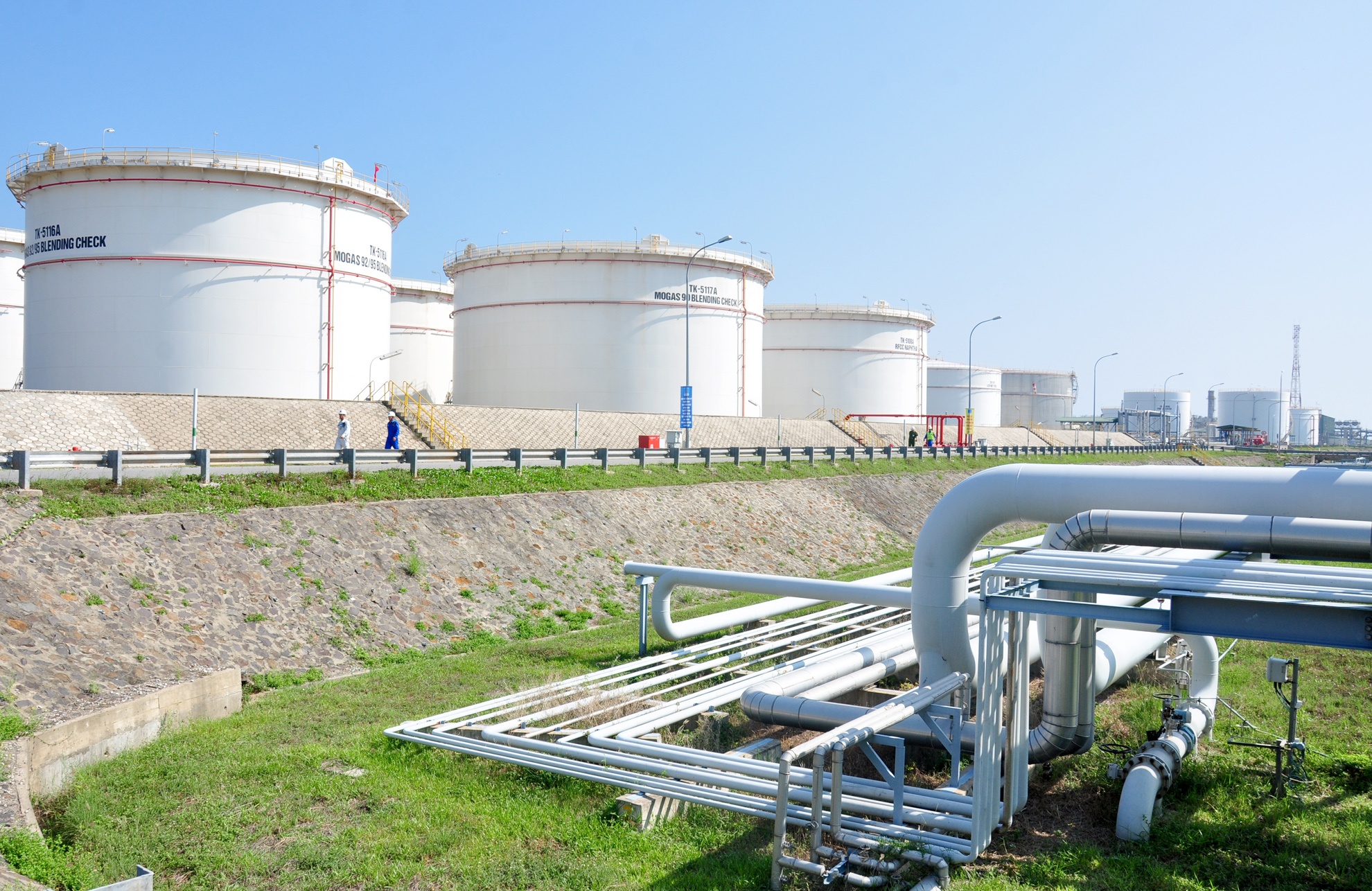 Thu tuong yeu cau dep bo rao can lam 'am long' nha dau tu hinh anh