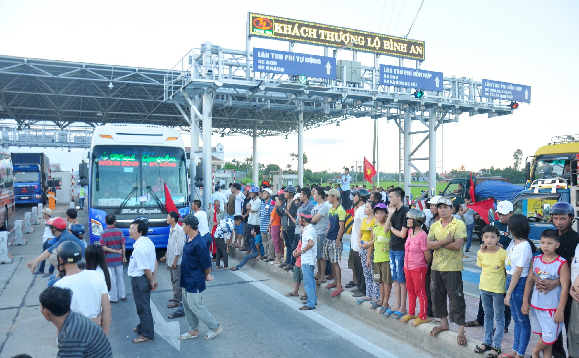 De xuat giam muc thu cho nguoi dan song gan tram thu phi BOT hinh anh