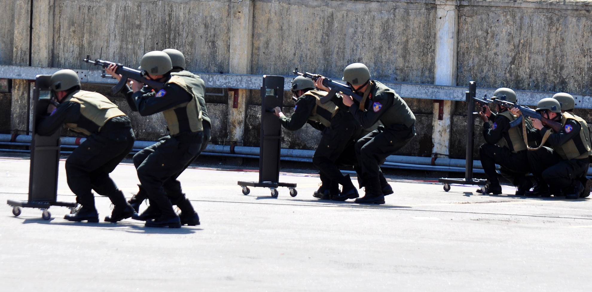 Dien tap chong khung bo anh 4