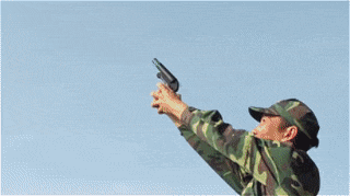 2.000 nguoi dien tap ung pho song than hinh anh