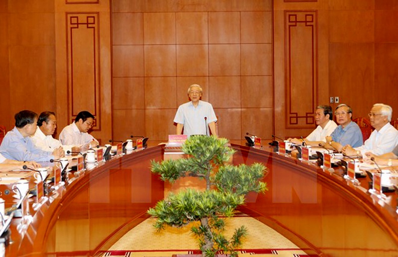Dua 6 vu dai an tham nhung ra xet xu hinh anh