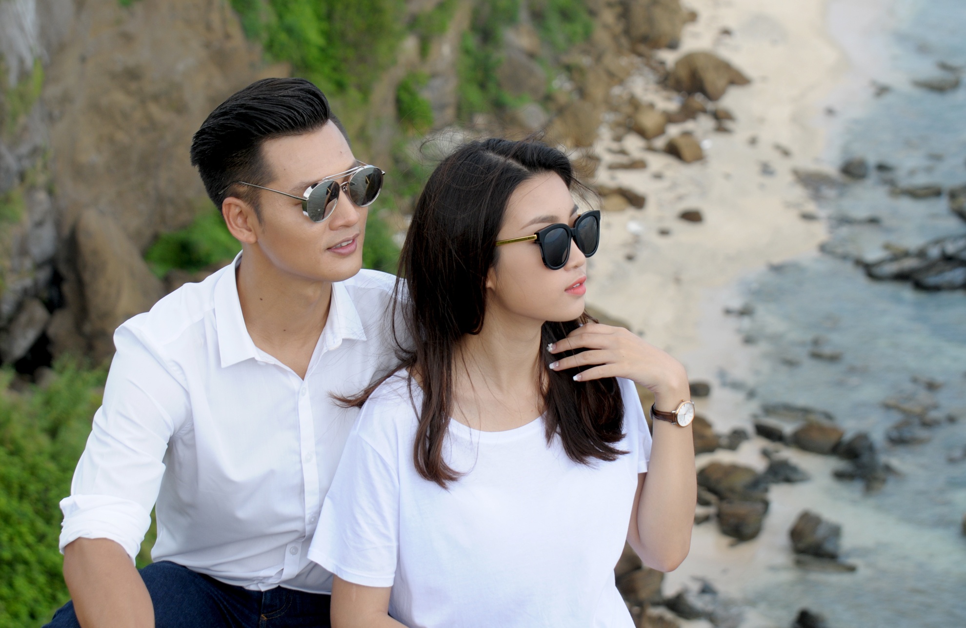 Hoa hau Do My Linh dong canh tinh tu voi Duc Tuan o Ly Son hinh anh