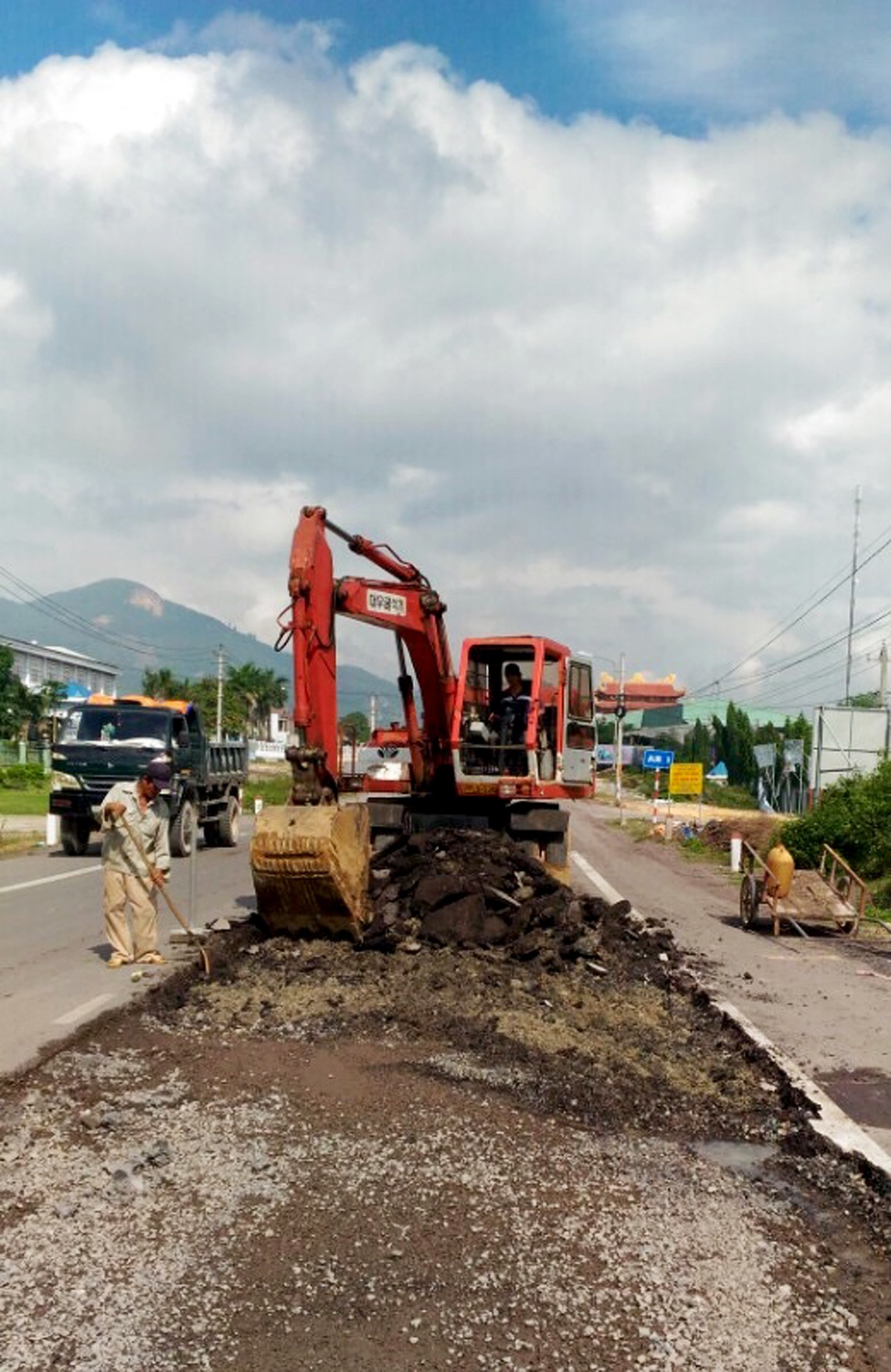 Quoc lo hong sau mua lu anh 12