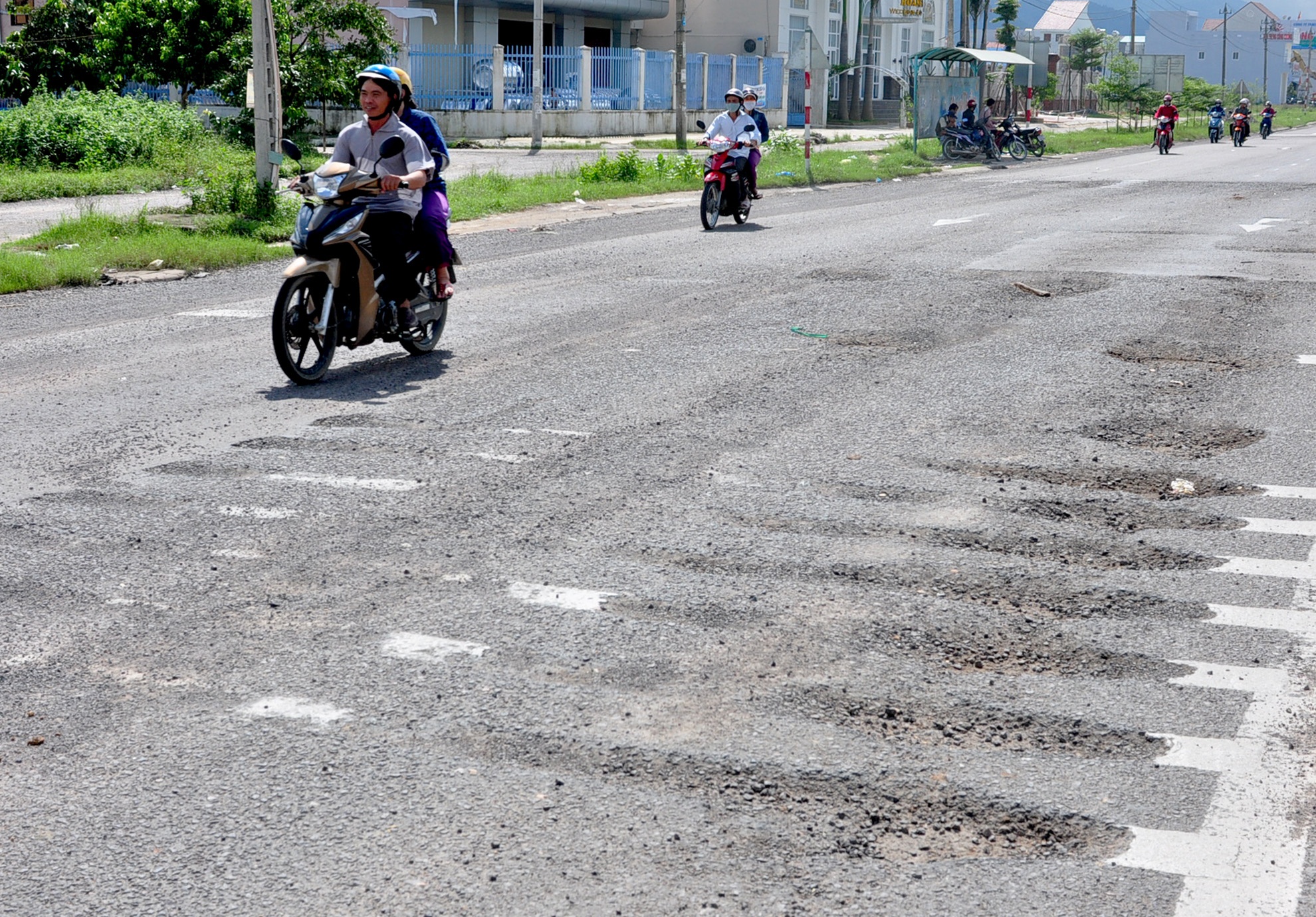 Quoc lo hong sau mua lu anh 6