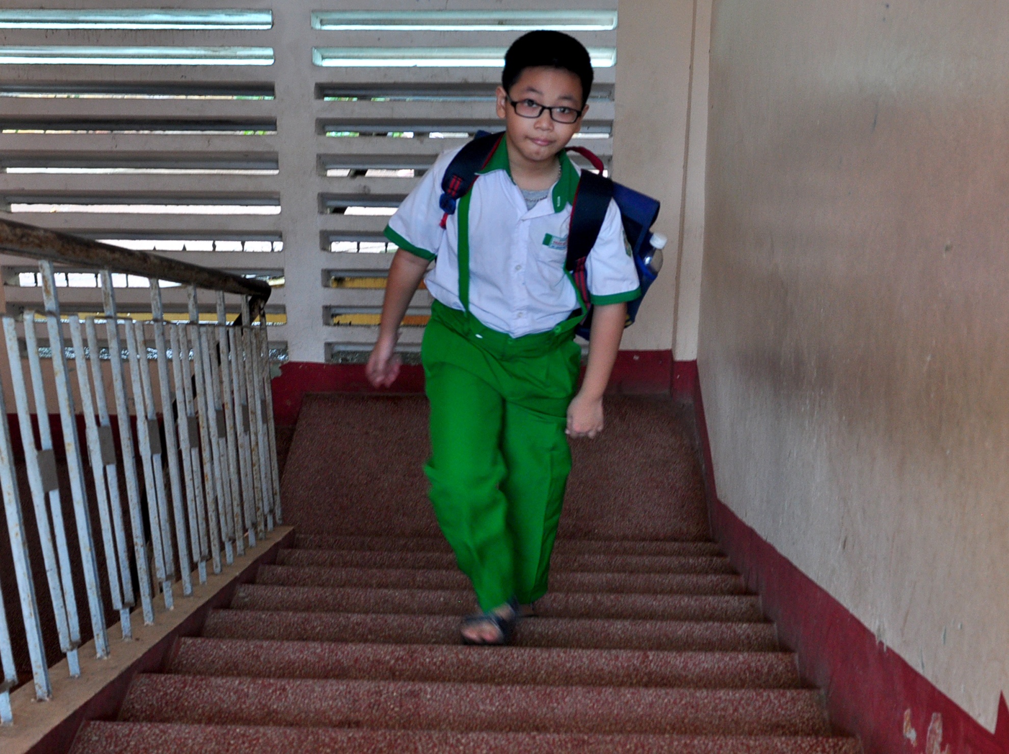 Cau be 8 tuoi gioi tieng Anh anh 3