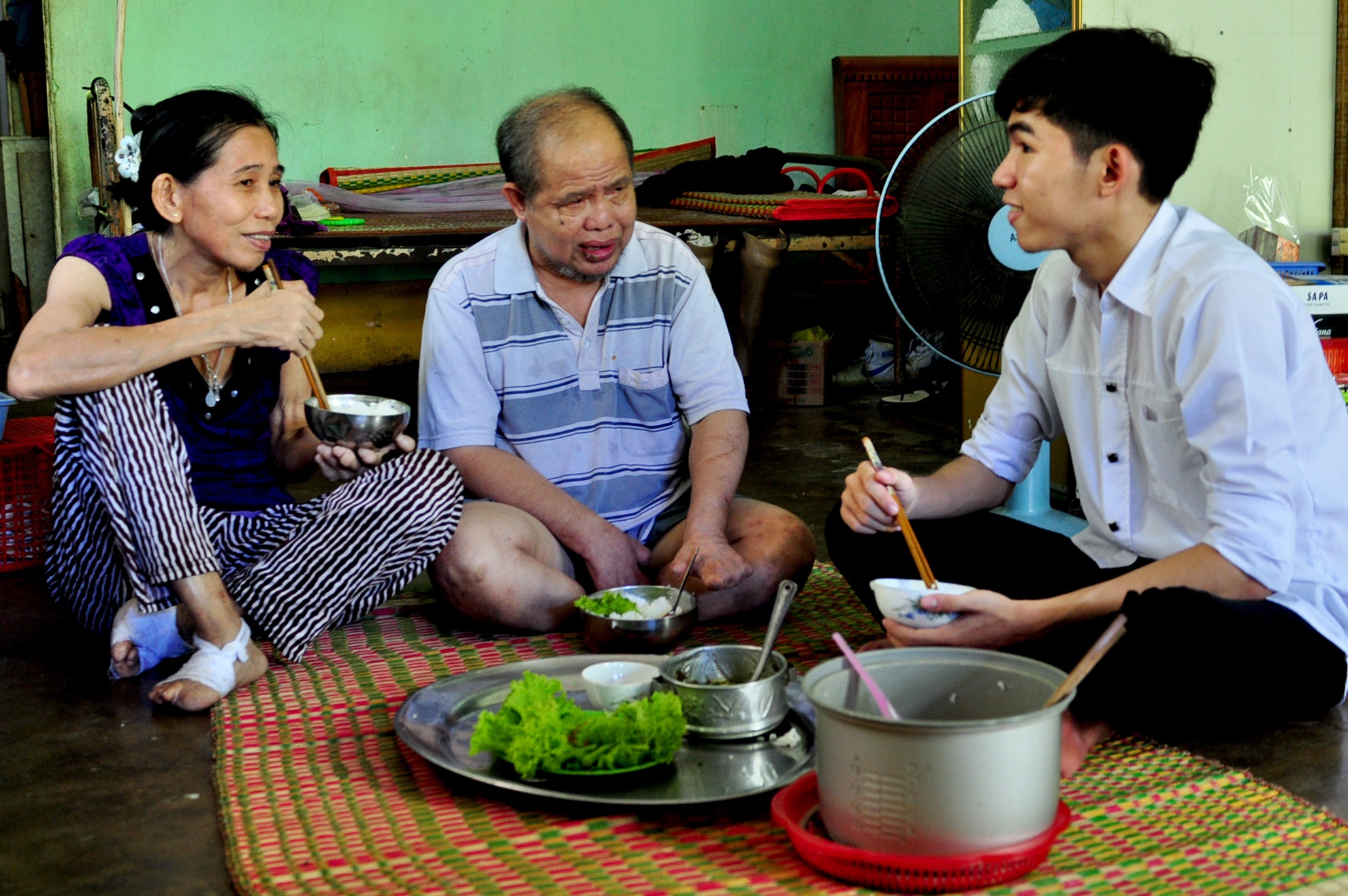 Mai am hanh phuc o lang phong Quy Hoa hinh anh