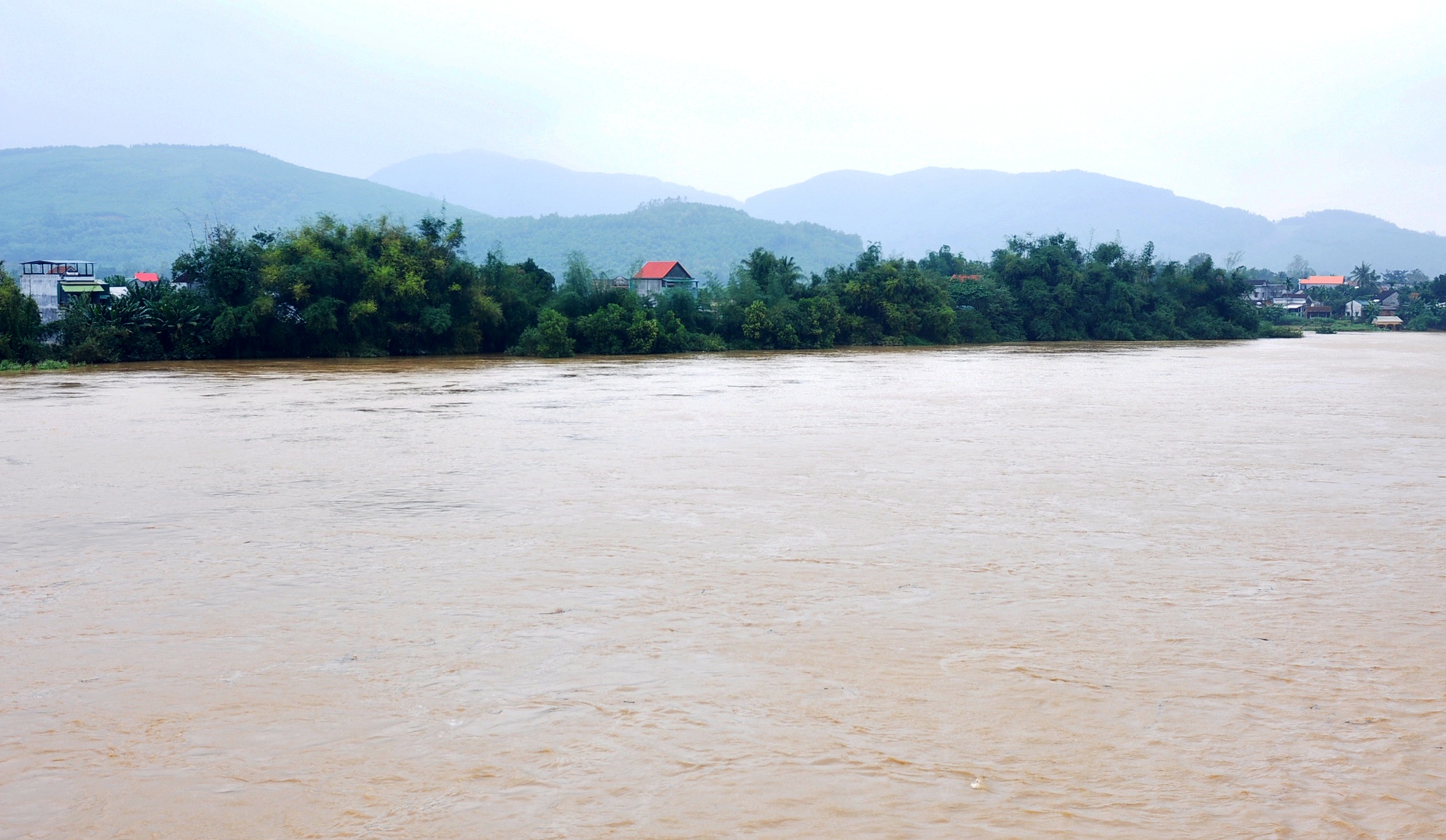 Mua lu Quang Ngai anh 1