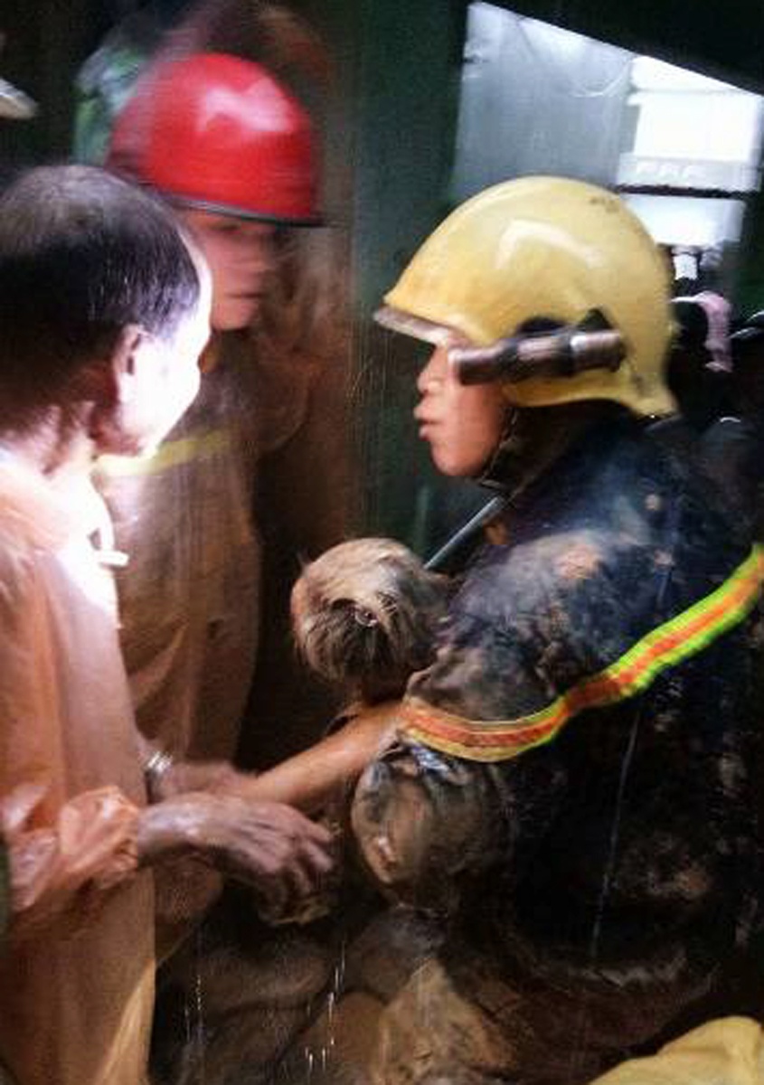 Sạt lở núi miền Trung ảnh 1 Sat lo nui mien Trung anh 1