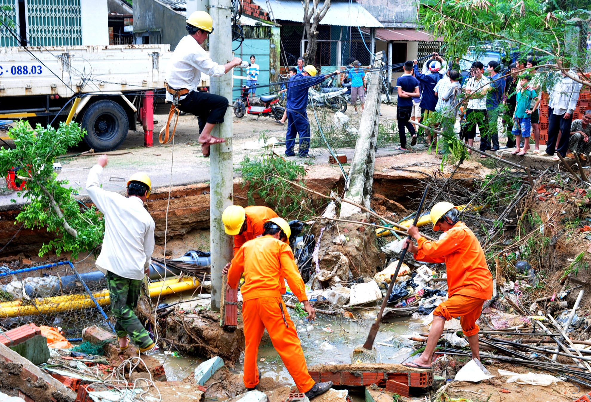 Mưa lũ Bình Định ảnh 3 Mua lu Binh Dinh anh 3