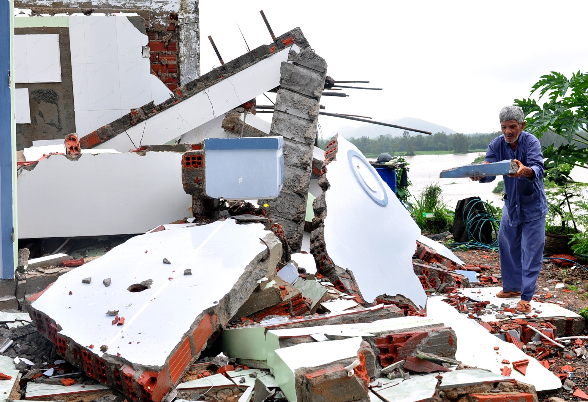 Mưa lũ Bình Định ảnh 8 Mua lu Binh Dinh anh 8