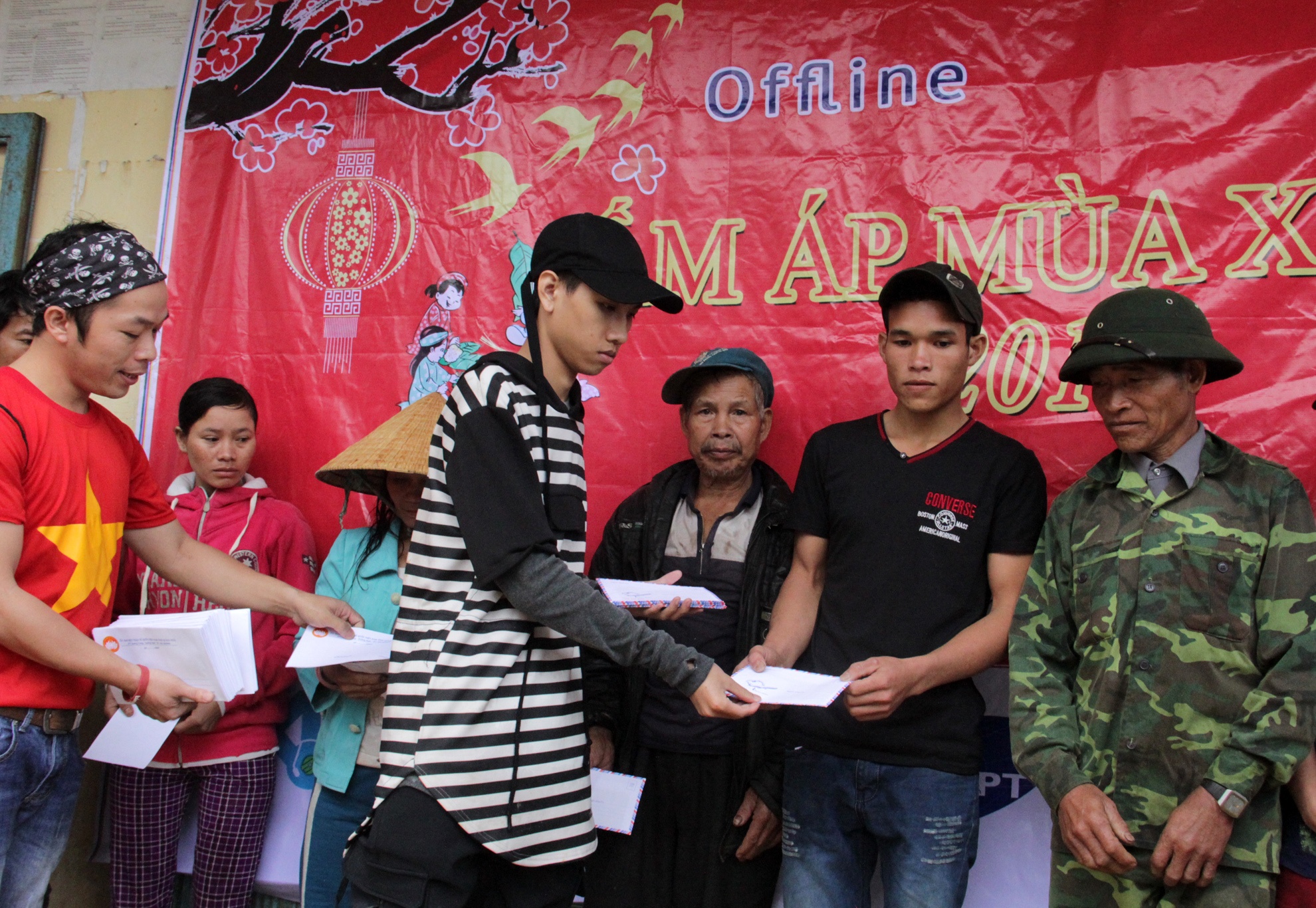 Xuan tinh nguyen Quang Ngai anh 4